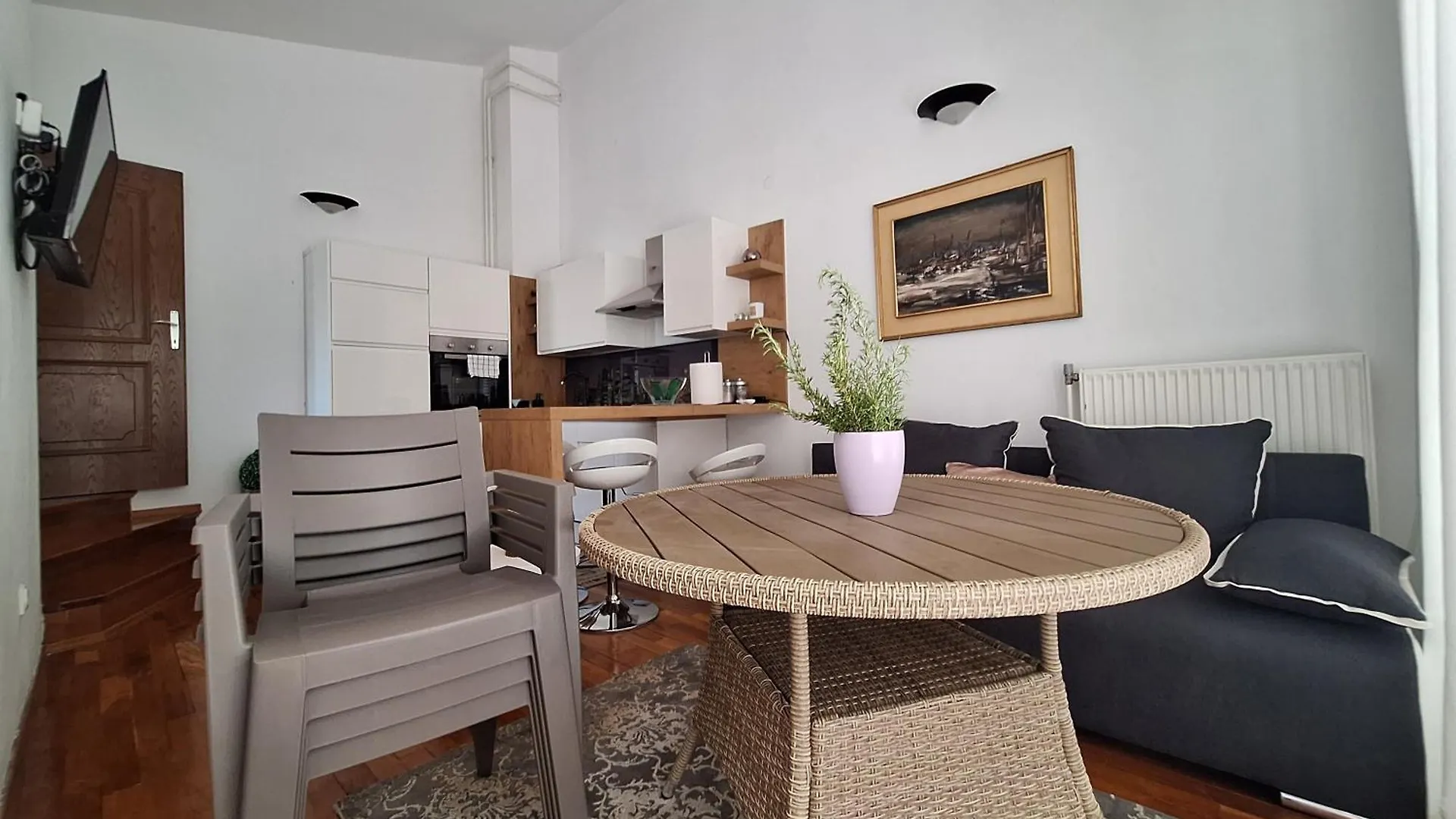Apartment Seka With Terrace Povljana
