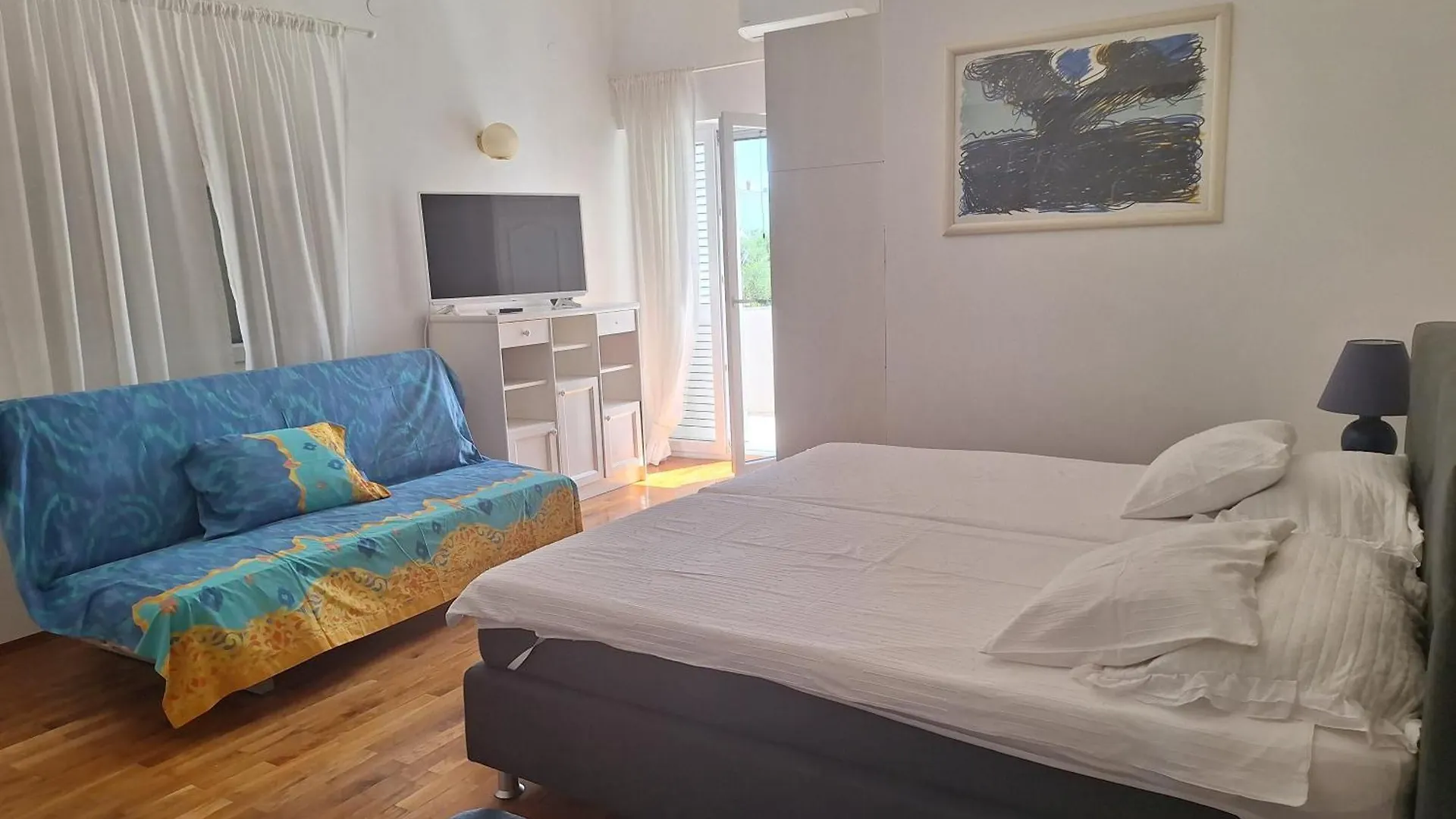Apartment Seka With Terrace Povljana